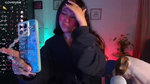 Snapshot of lexie_babe chatting on 02-28-25, 08:09 Lexie Thompson   8pm  0000am -5 online show from 02-28-25, 08:09