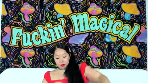 Lexie Mack online show from 11-13-25, 05:23