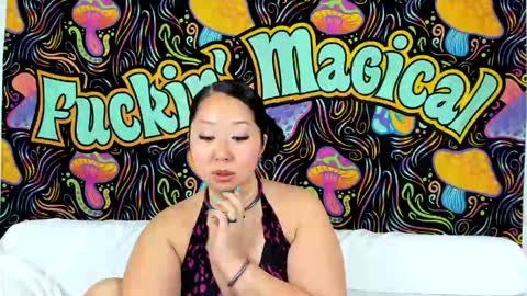 Lexie Mack online show from 11-17-25, 05:19