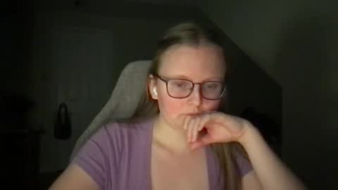 lexie online show from 01-17-25, 03:23