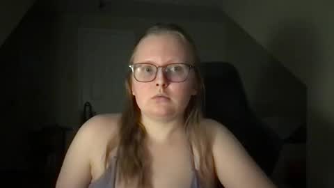 lexie online show from 02-09-25, 01:00