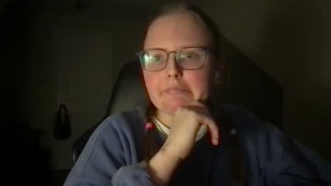 lexie online show from 02-17-25, 04:31