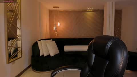 Lexie  online show from 09-20-25, 12:50