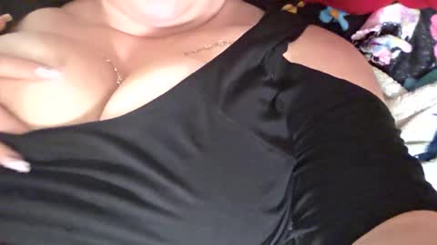 Snapshot of lexilick91 chatting on 10-28-25, 05:55 Lexi Lick online show from 10-28-25, 05:55