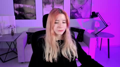 Snapshot of lexiwenford chatting on 12-09-24, 09:28 Lexi Wenford NO NUDE GODDESS online show from 12-09-24, 09:28