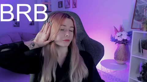 Snapshot of lexiwenford chatting on 12-16-24, 05:49 Lexi Wenford NO NUDE GODDESS online show from 12-16-24, 05:49