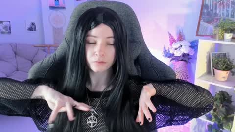 Snapshot of lexiwenford chatting on 12-18-24, 03:15 Lexi Wenford NO NUDE GODDESS online show from 12-18-24, 03:15