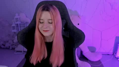 Snapshot of lexiwenford chatting on 01-13-25, 06:16 Lexi Wenford NO NUDE GODDESS online show from 01-13-25, 06:16