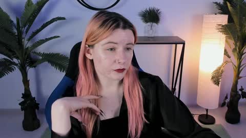 Snapshot of lexiwenford chatting on 01-27-25, 09:13 Lexi Wenford NO NUDE GODDESS online show from 01-27-25, 09:13