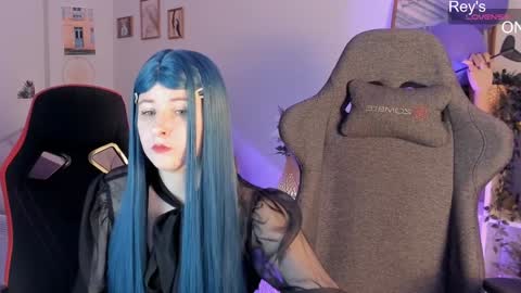 Snapshot of lexiwenford chatting on 01-31-25, 06:25 Lexi Wenford NO NUDE GODDESS online show from 01-31-25, 06:25