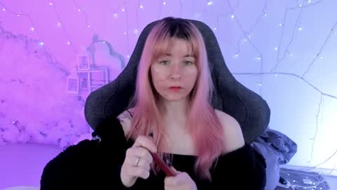 Snapshot of lexiwenford chatting on 02-05-25, 05:52 Lexi Wenford NO NUDE GODDESS online show from 02-05-25, 05:52