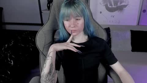 Snapshot of lexiwenford chatting on 10-09-25, 03:15 Lexi Wenford NO NUDE GODDESS online show from 10-09-25, 03:15