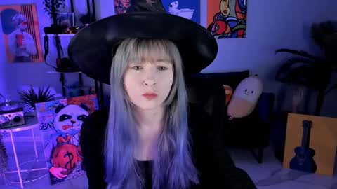 Snapshot of lexiwenford chatting on 10-27-25, 02:59 Lexi Wenford NO NUDE GODDESS online show from 10-27-25, 02:59