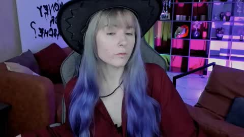 Snapshot of lexiwenford chatting on 10-29-25, 02:47 Lexi Wenford NO NUDE GODDESS online show from 10-29-25, 02:47