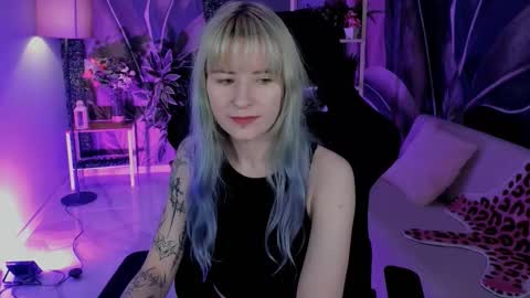 Snapshot of lexiwenford chatting on 11-20-25, 03:07 Lexi Wenford NO NUDE GODDESS online show from 11-20-25, 03:07