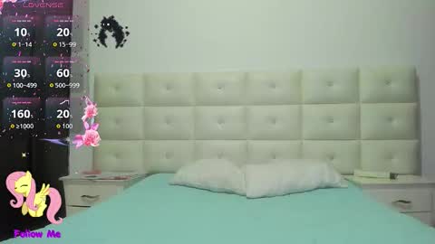 Snapshot of lexxi_ross chatting on 10-04-25, 06:17 LEXXI online show from 10-04-25, 06:17