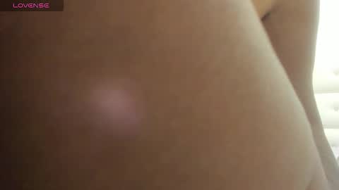 Snapshot of lexxi_ross chatting on 10-12-25, 04:28 LEXXI online show from 10-12-25, 04:28