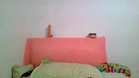 Snapshot of lexxie_weed chatting on 10-08-25, 03:31 Lexxie online show from 10-08-25, 03:31