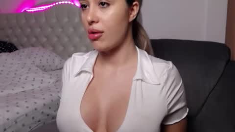 Lexxyselena online show from 09-15-25, 09:26