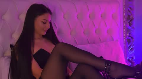 LexyBanks online show from 12-19-25, 08:21