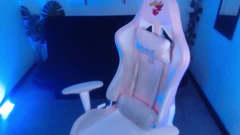 lexy_storm_18 online show from 01-14-26, 12:44