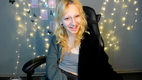 Lexy online show from 02-05-25, 10:41