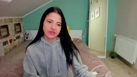 Snapshot of lexyswett chatting on 02-09-25, 10:32 lexyswett online show from 02-09-25, 10:32