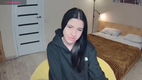 Snapshot of lexyswett chatting on 02-17-25, 10:58 lexyswett online show from 02-17-25, 10:58