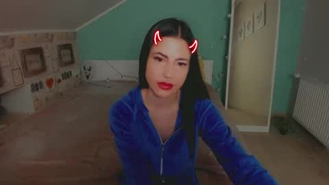 Snapshot of lexyswett chatting on 02-26-25, 08:22 lexyswett online show from 02-26-25, 08:22