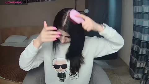 Snapshot of lexyswett chatting on 03-10-25, 01:43 lexyswett online show from 03-10-25, 01:43