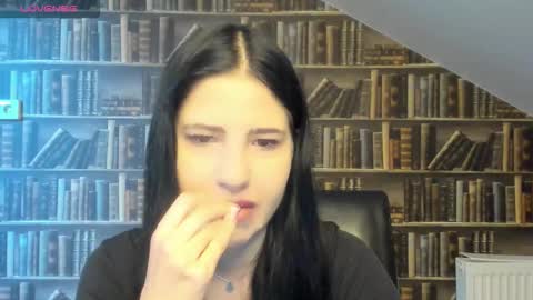 Snapshot of lexyswett chatting on 11-10-25, 08:13 lexyswett online show from 11-10-25, 08:13