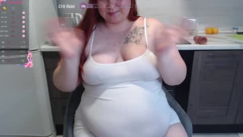 Snapshot of leyaloveee chatting on 12-08-24, 04:39 Your Leya online show from 12-08-24, 04:39