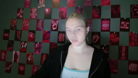 Leyla online show from 09-20-25, 05:52