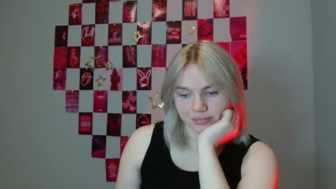 Leyla online show from 11-25-25, 07:08