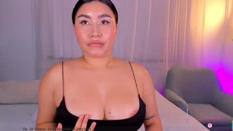 Leyla online show from 10-18-25, 02:29