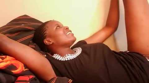 leylacuty13 online show from 04-02-26, 01:47