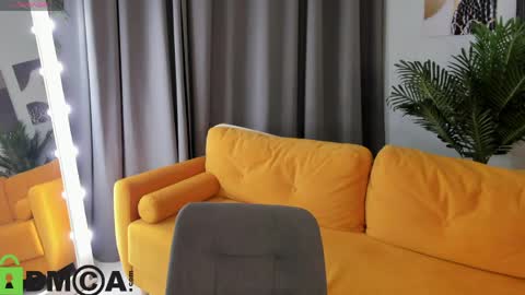 leylamirage online show from 04-11-26, 12:20