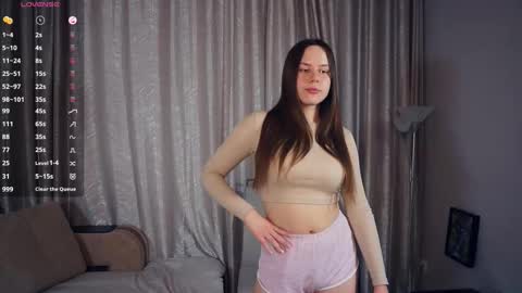 Adeline Di or just cute girl3 online show from 12-17-25, 06:41