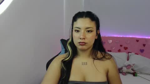 Lia  online show from 02-19-25, 05:38