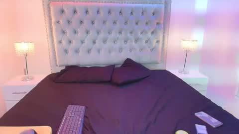 Lia  online show from 11-29-25, 04:26