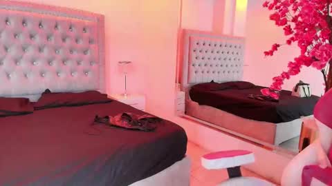 Lia  online show from 01-08-26, 03:20