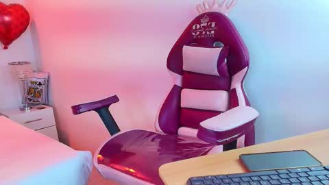 Lia  online show from 02-24-26, 03:37