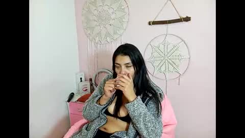 Snapshot of lia_hottie chatting on 12-02-24, 12:40 Lia online show from 12-02-24, 12:40