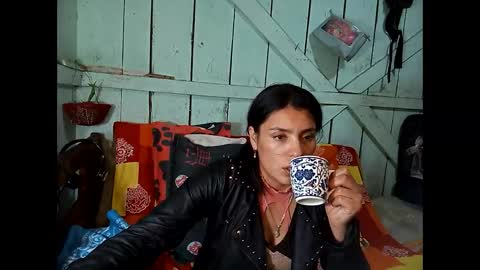 Snapshot of lia_hottie chatting on 01-11-25, 01:48 Lia online show from 01-11-25, 01:48
