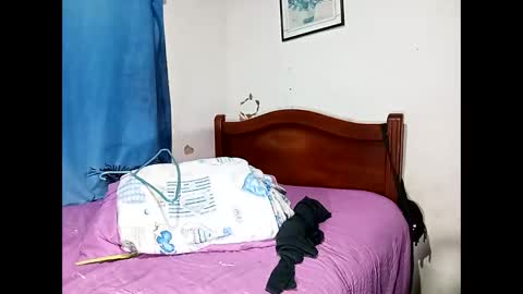Snapshot of lia_hottie chatting on 02-05-25, 05:52 Lia online show from 02-05-25, 05:52