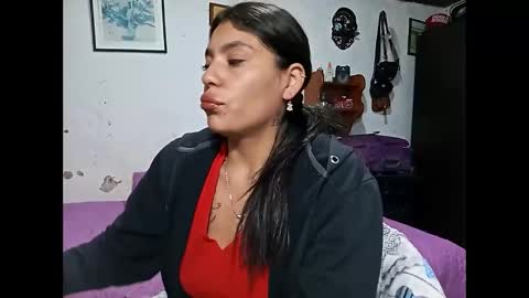 Snapshot of lia_hottie chatting on 02-12-25, 08:59 Lia online show from 02-12-25, 08:59
