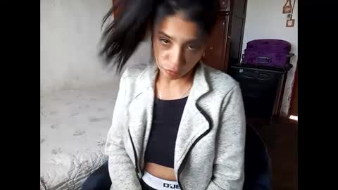 Snapshot of lia_hottie chatting on 02-27-25, 09:14 Lia online show from 02-27-25, 09:14