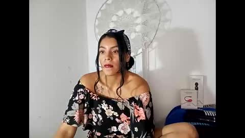 Snapshot of lia_hottie chatting on 09-16-25, 06:42 Lia online show from 09-16-25, 06:42