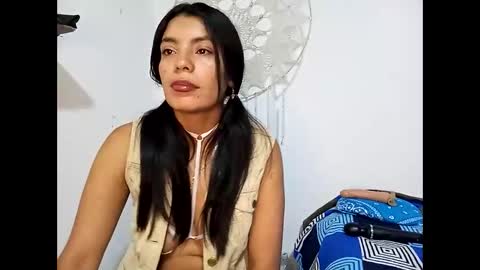 Snapshot of lia_hottie chatting on 09-19-25, 12:06 Lia online show from 09-19-25, 12:06