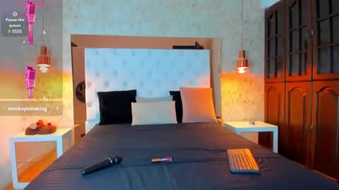 Snapshot of lia_johnnson chatting on 02-25-25, 11:55 Lia online show from 02-25-25, 11:55